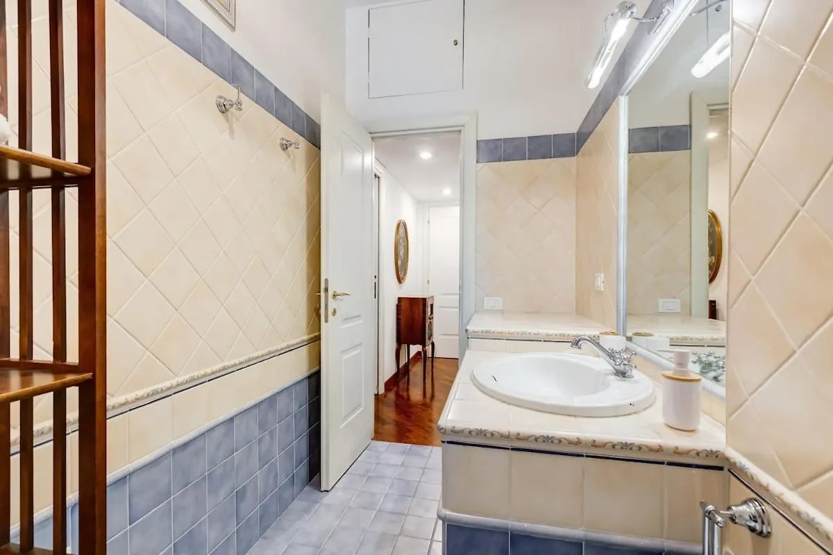 Bdc - Central Charming 2-Bdr! Rome Apartment