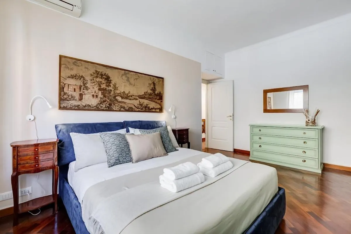 Bdc - Central Charming 2-Bdr! Rome Italy