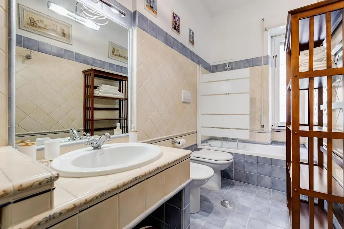Apartment Bdc - Central Charming 2-Bdr! Rome Italy